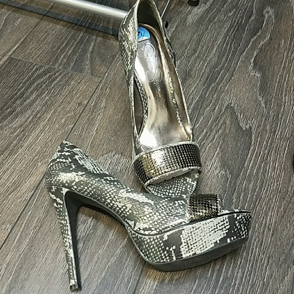 Jessica Simpson platform heels size 7.5